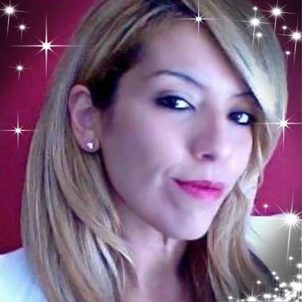 Meet your Posher, Carla